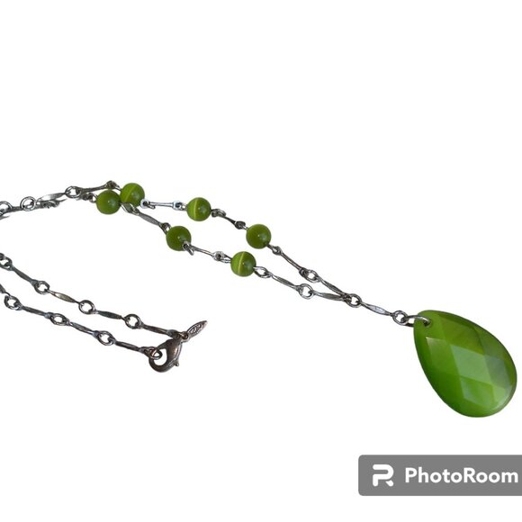Vintage Avon Green Cat's Eye Tear Drop Necklace Stretch Bracelet Hoop Earrings - Picture 4 of 4